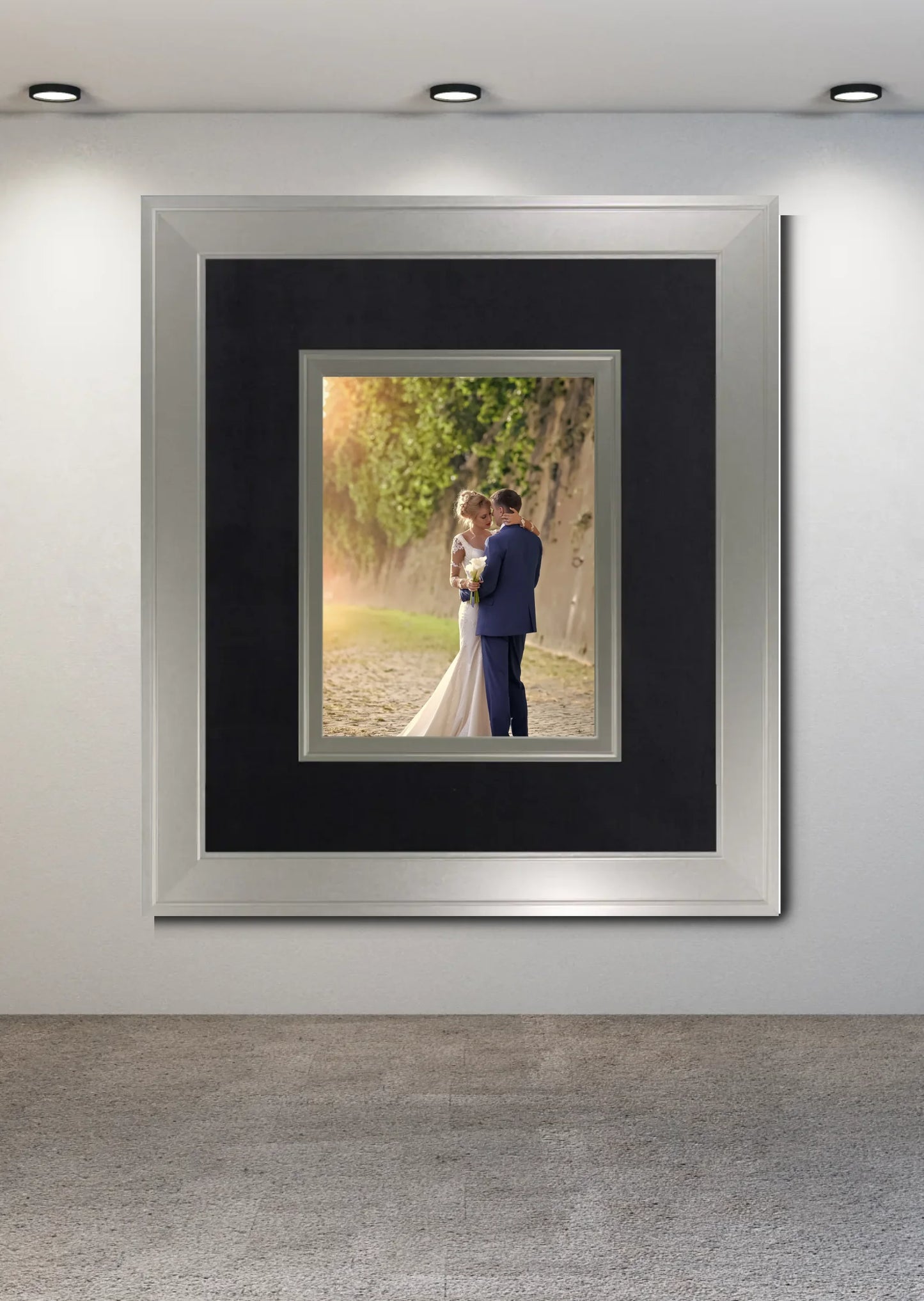 vertical_spotlight_gray